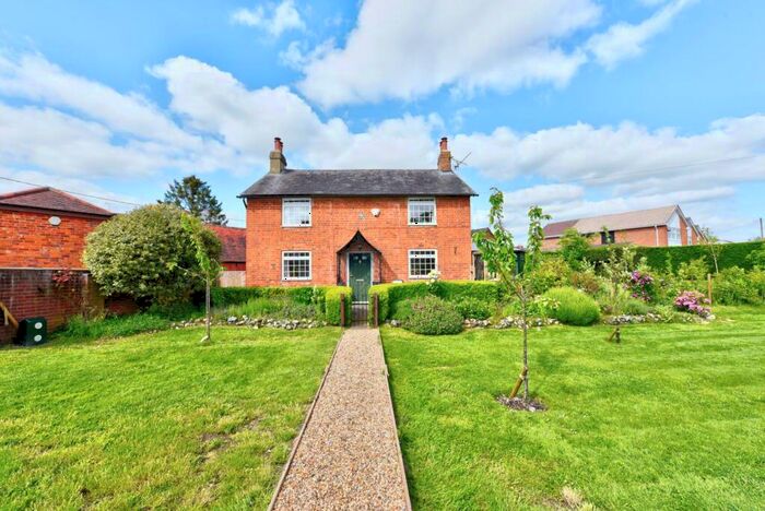 4 Bedroom Detached House To Rent In A Leet, Binfield Heath, RG9