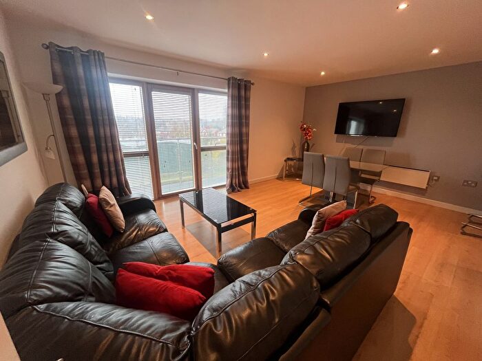 2 Bedroom Flat To Rent In Wakefield, WF1