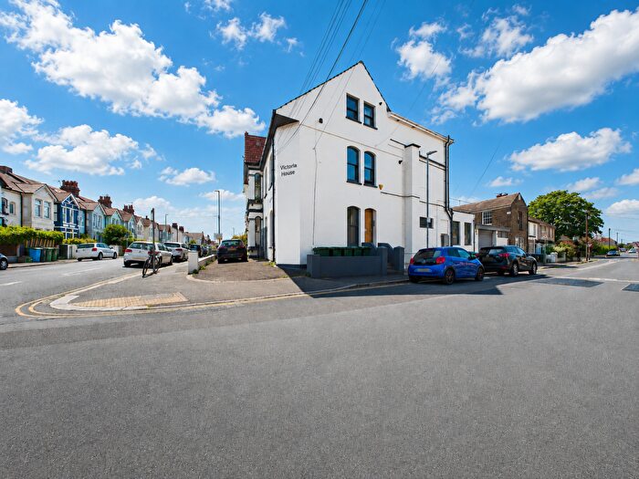 1 Bedroom Flat For Sale In Victoria House Vale Road, Portslade, East Sussex, BN41