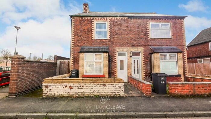 3 Bedroom Semi-Detached House To Rent In Fairfield RoadQueensferryDeesideFlintshire, CH5