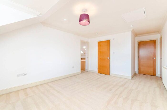 5 Bedroom House To Rent In Banchory Road, Blackheath, London, SE3