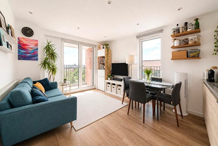 2 Bedroom Flat For Sale In Edwin Street, London, London, E16