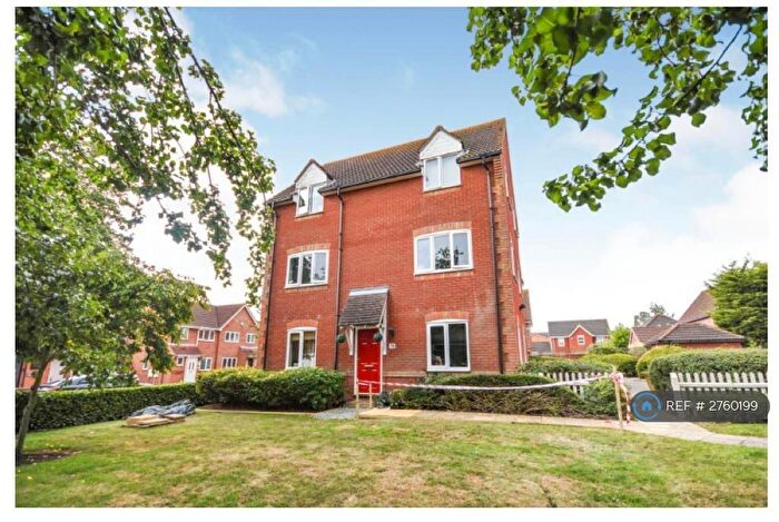 2 Bedroom Flat To Rent In Coburg Lane, Basildon, SS16