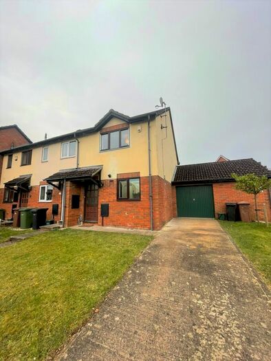 2 Bedroom Property To Rent In River View, Kennington, Oxford, OX1