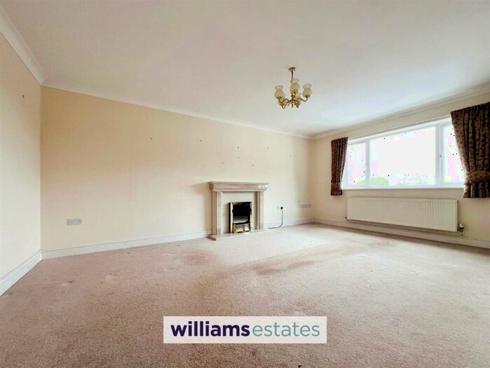 2 Bedroom Detached Bungalow For Sale In Min Yr Afon, Ruthin, LL15