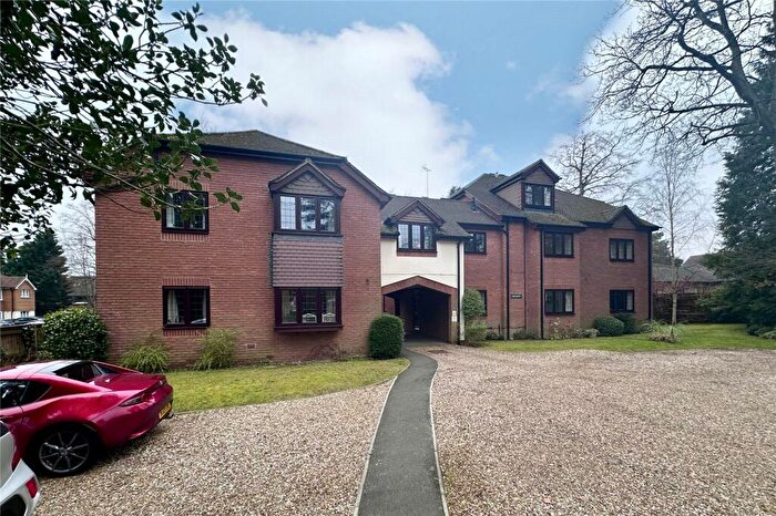 2 Bedroom Penthouse To Rent In Branksomewood Road, Fleet, Hampshire, GU51