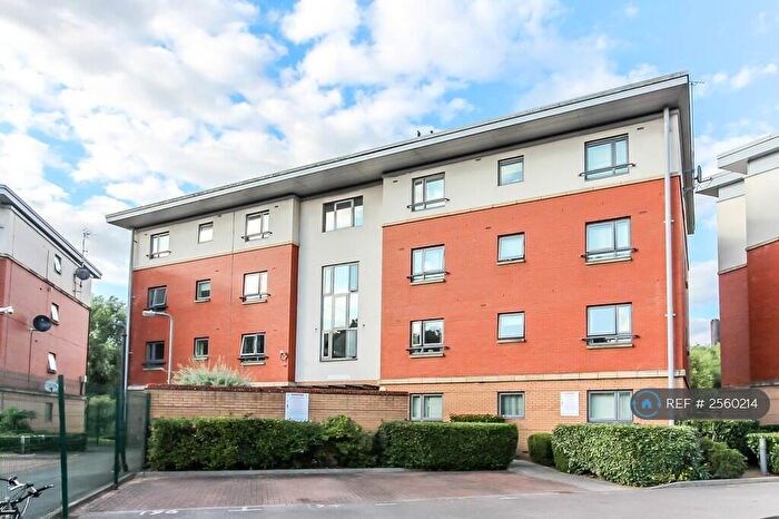 2 Bedroom Flat To Rent In West Cotton Close, Northampton, NN4