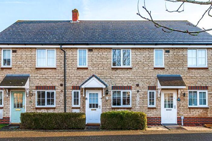 3 Bedroom Terraced House To Rent In Grebe Road, Bicester, OX26