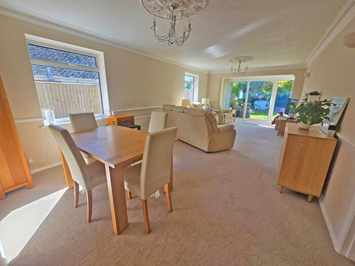3 Bedroom Detached Bungalow For Sale In Mulberry Close, Shoreham-by-Sea, BN43