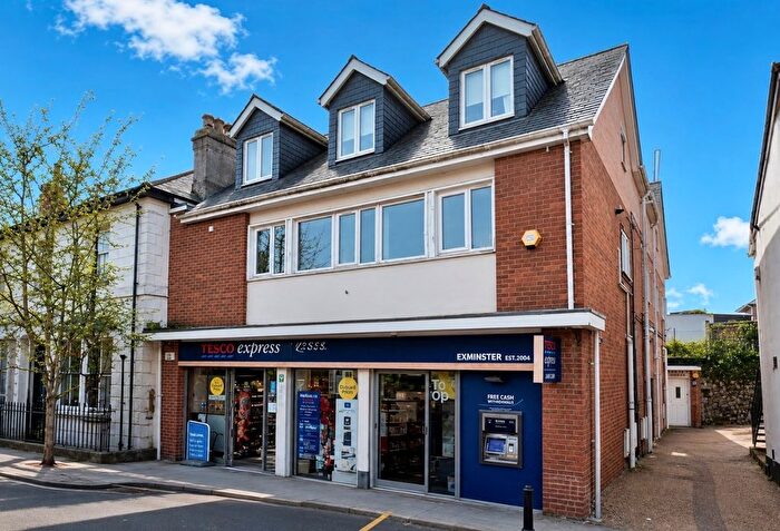 2 Bedroom Flat To Rent In Geralds, Exminster, EX6