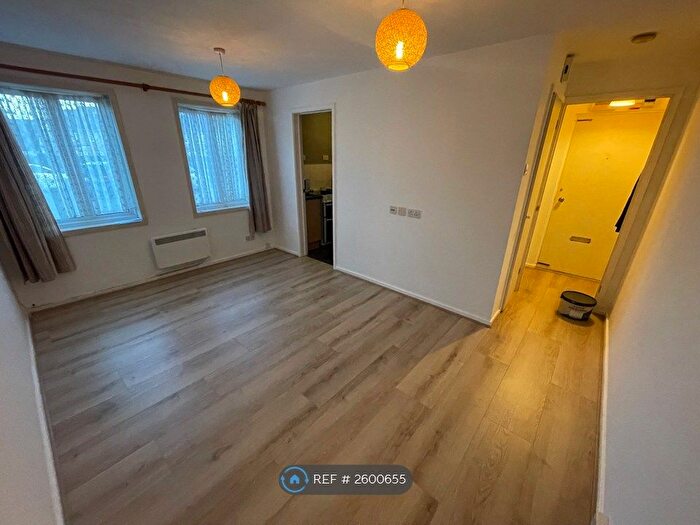 Studio To Rent In Bramber Court, Slough, SL1