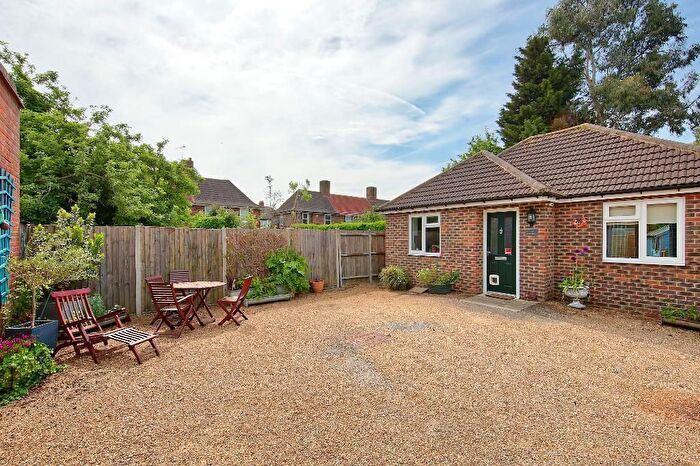1 Bedroom Bungalow For Sale In Haynt Walk, Wimbledon Chase, SW20