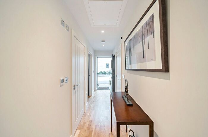 2 Bedroom Bungalow For Sale In King Alfreds Drive, Wincanton, Somerset, BA9