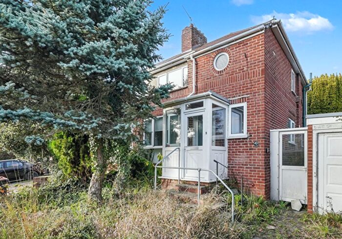 3 Bedroom Semi Detached House For Sale In Downs Road, Canterbury, Kent, CT2