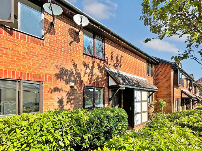 2 Bedroom Terraced House To Rent In Tylsworth Close, Amersham, HP6