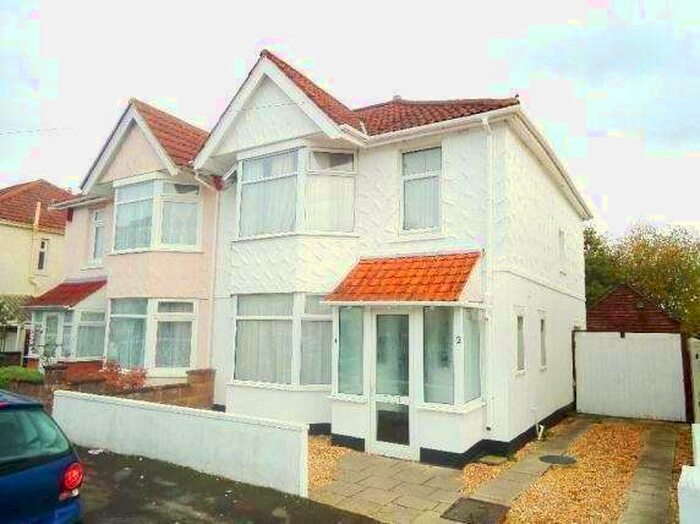 4 Bedroom Detached House To Rent In Merton Road - Highfield - Southampton, SO17