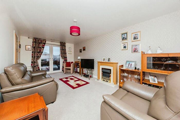 1 Bedroom Flat For Sale In Middlewich Road, Sandbach, Cheshire, CW11