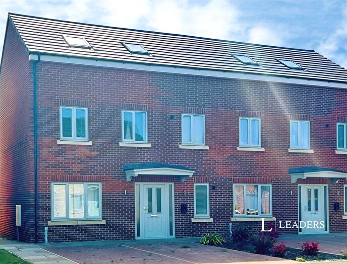 3 Bedroom Semi Detached House To Rent In Tulip Road, Quadring, PE11