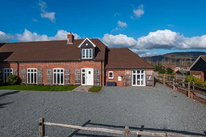 3 Bedroom Semi-Detached House For Sale In The Stables, Hurstfold Farm Road, Fernhurst, Haslemere, GU27