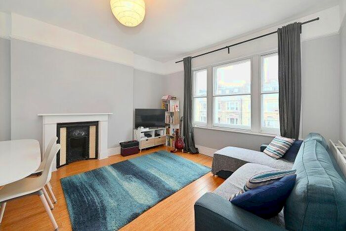 1 Bedroom Flat To Rent In Holland Road, Kensington, W14