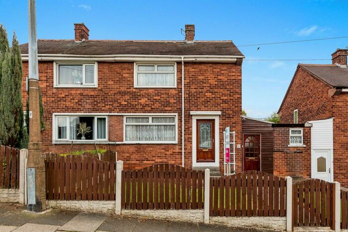 2 Bedroom Semi-Detached House For Sale In Crane Road, Rotherham, S61