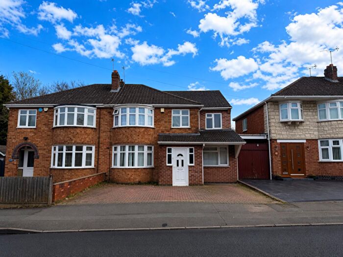 5 Bedroom Semi Detached House For Sale In Shackerdale Road, Wigston, LE18