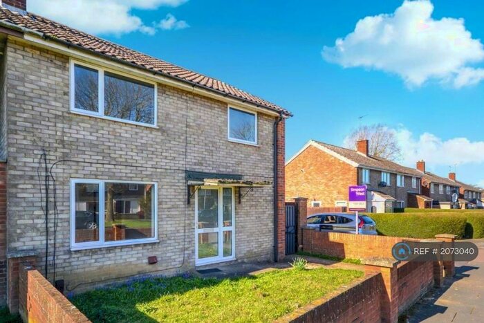 3 Bedroom End Of Terrace House To Rent In Glastonbury Road, Corby, NN18