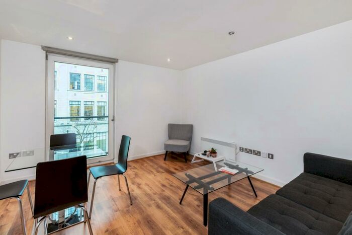 1 Bedroom Flat To Rent In Brewery Square London, EC1V