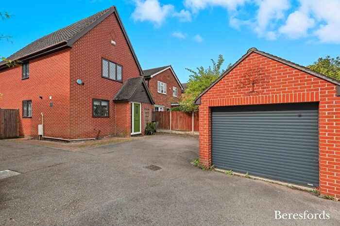 3 Bedroom Detached House To Rent In Spinks Lane, CM8