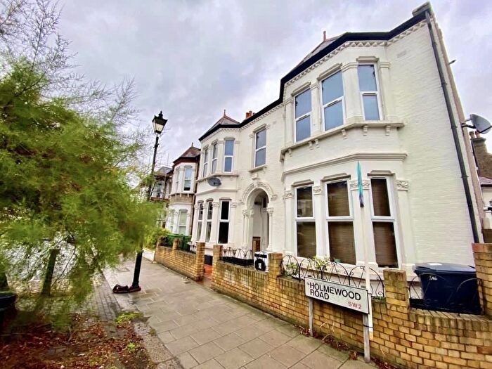 2 Bedroom Flat To Rent In Holmewood Road, Brixton, SW2