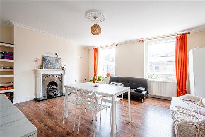 3 Bedroom Flat For Sale In Guilford Street, Bloomsbury, WC1N