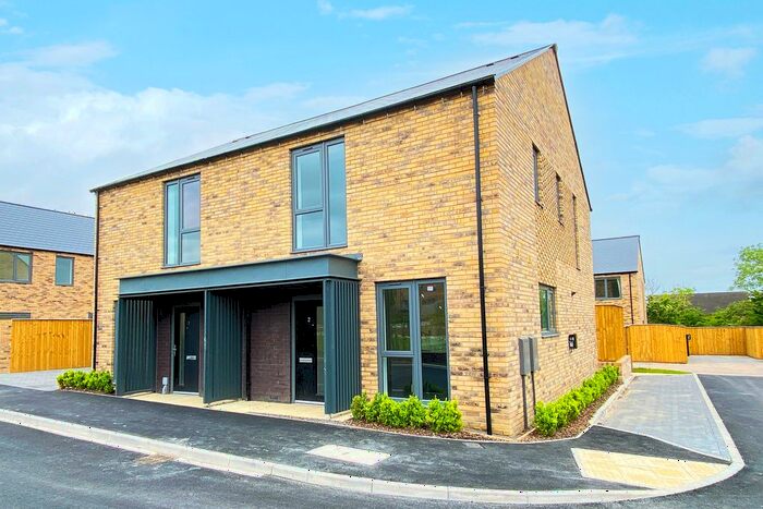 3 Bedroom Semi-Detached House To Rent In Ladybower Chase, Harrogate, HG3