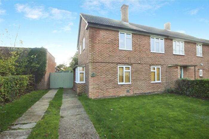 3 Bedroom Semi-Detached House To Rent In Southfields, Letchworth Garden City, Hertfordshire, SG6