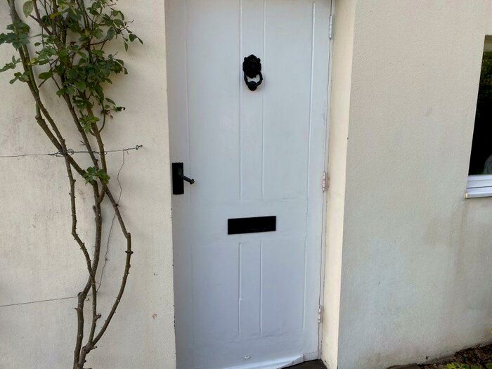 Studio To Rent In The Loft, St Stephens Hill, CT2