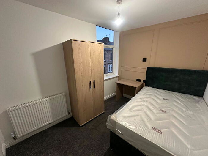 8 Bedroom Terraced House To Rent In Easson Road, Darlington, DL3