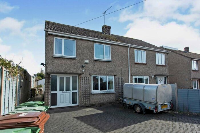 3 Bedroom House To Rent In Beechwood Close, Frome, BA11