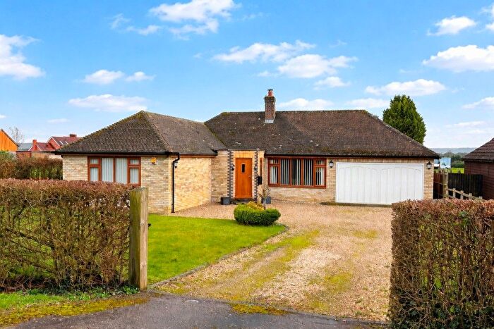 3 Bedroom Detached Bungalow For Sale In Sixteen Acres Lane, Bickmarsh, B50