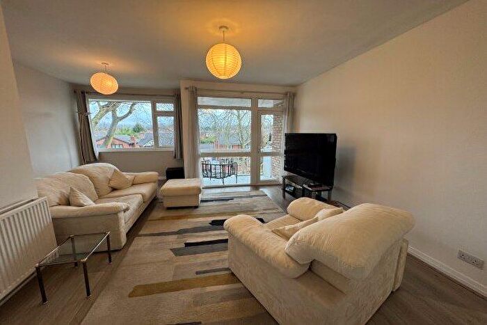 2 Bedroom Flat To Rent In Eton Court, Liverpool, L18