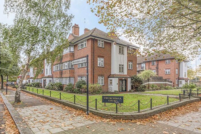 2 Bedroom Flat To Rent In Harvard Road, Chiswick, W4