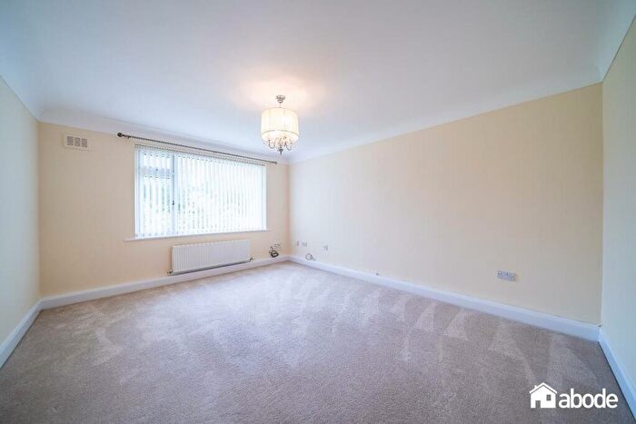 2 Bedroom Flat For Sale In Queens Drive, Wavertree, Liverpool, L15