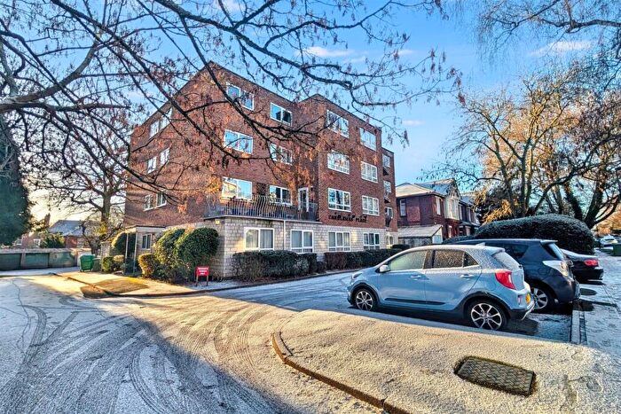 2 Bedroom Flat For Sale In Southampton, SO17