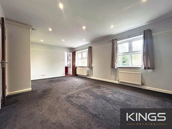 6 Bedroom Detached House To Rent In Westbourne Crescent, Southampton, SO17
