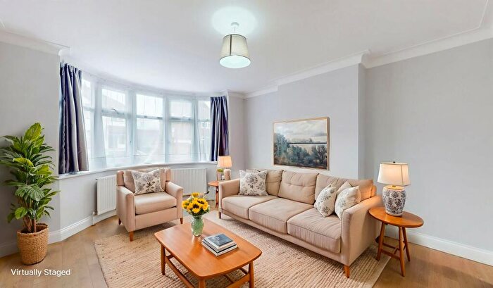 4 Bedroom Semi Detached House To Rent In Ellesmere Road, London, NW10