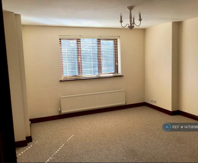 1 Bedroom Flat To Rent In Alcester Road, Stratford-Upon-Avon, CV37