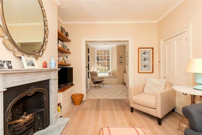 3 Bedroom Terraced House To Rent In Cruden Street, London, N1