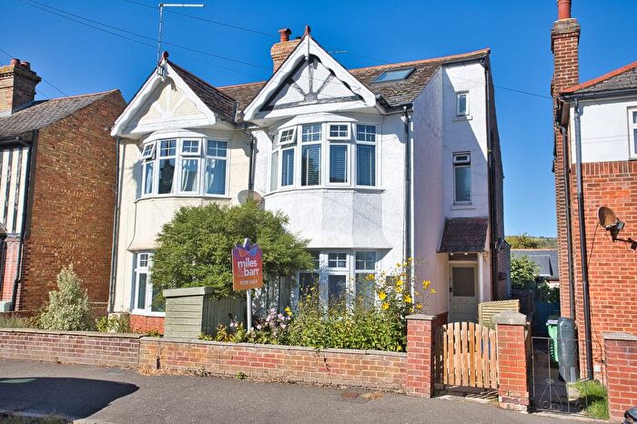4 Bedroom Semi-Detached House For Sale In Stoddart Road, Folkestone, Kent, CT19