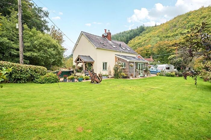 2 Bedroom Detached House For Sale In Knighton, Powys, LD7