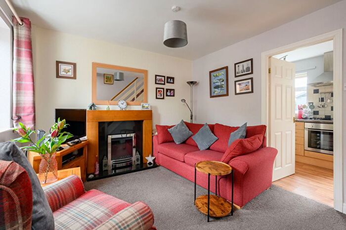 1 Bedroom Terraced House For Sale In Montrose Avenue, York, YO31
