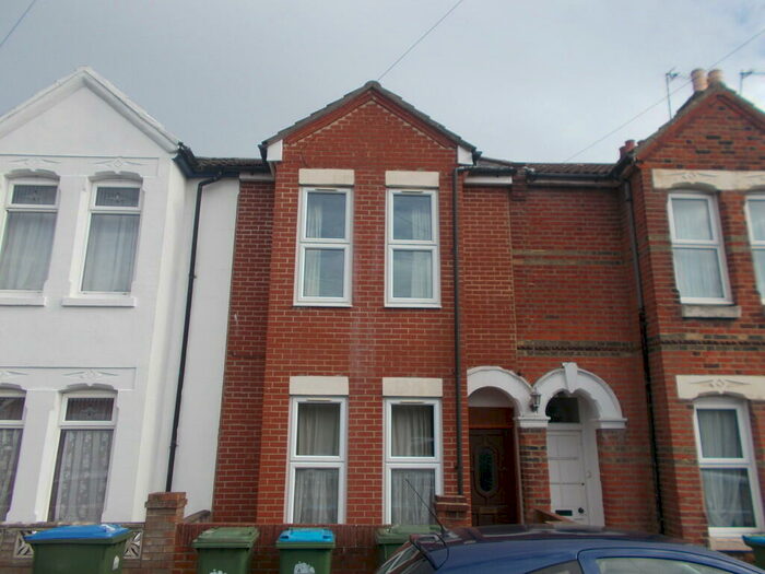 5 Bedroom Terraced House To Rent In Livingstone Road, Southampton, SO14