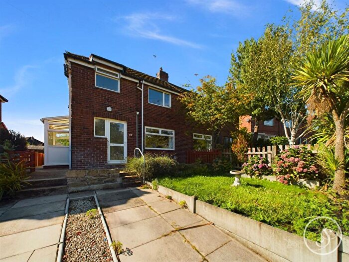 3 Bedroom Semi-Detached House To Rent In Troydale Lane, Pudsey, LS28